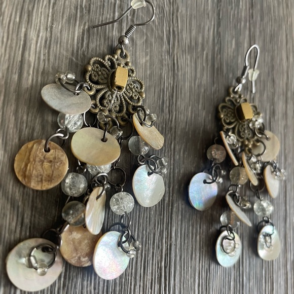 Adorable Dangling Chandelier Earrings - Picture 3 of 7